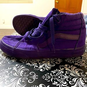Vans MonoChromatic Purple High Top size 7.5 wmn worn in